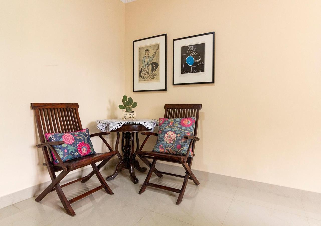 Neelam Bed & Breakfast Calcutta Exterior foto