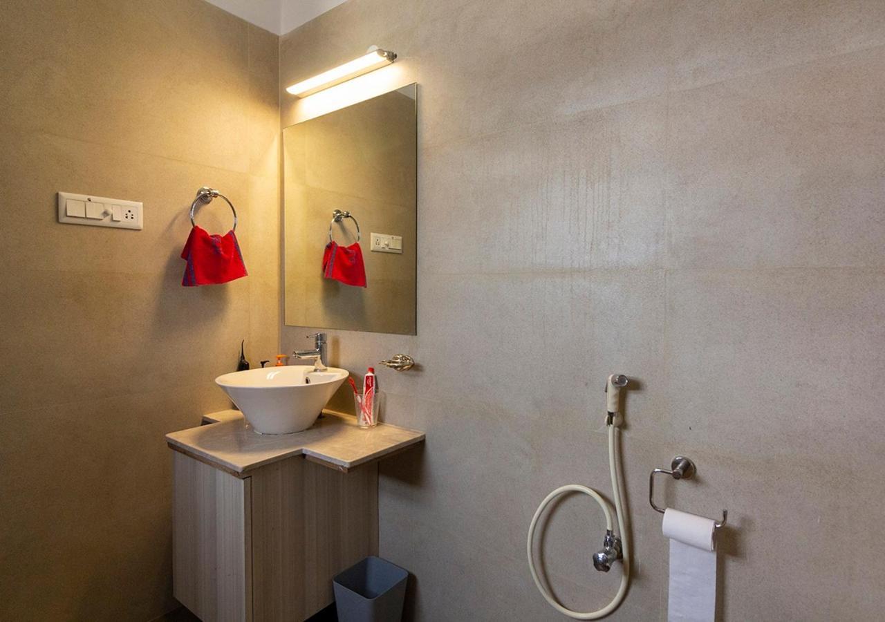 Neelam Bed & Breakfast Calcutta Exterior foto