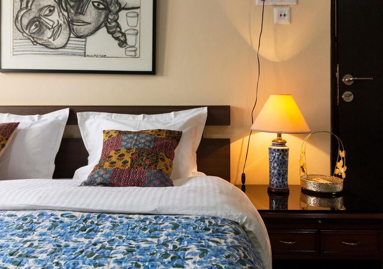 Neelam Bed & Breakfast Calcutta Exterior foto