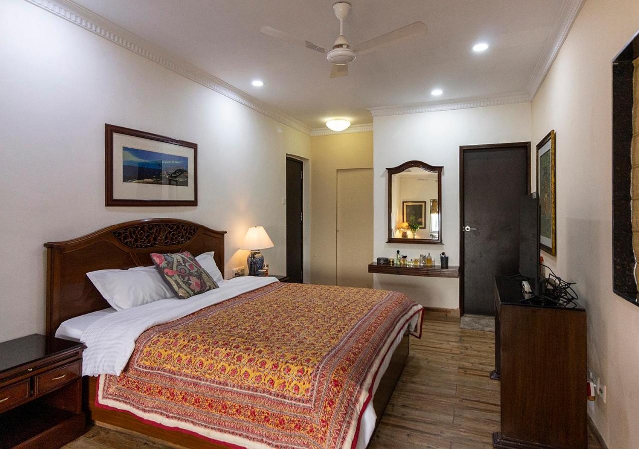 Neelam Bed & Breakfast Calcutta Exterior foto